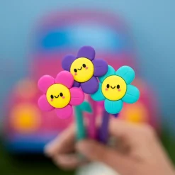 Molly Pen Daisy